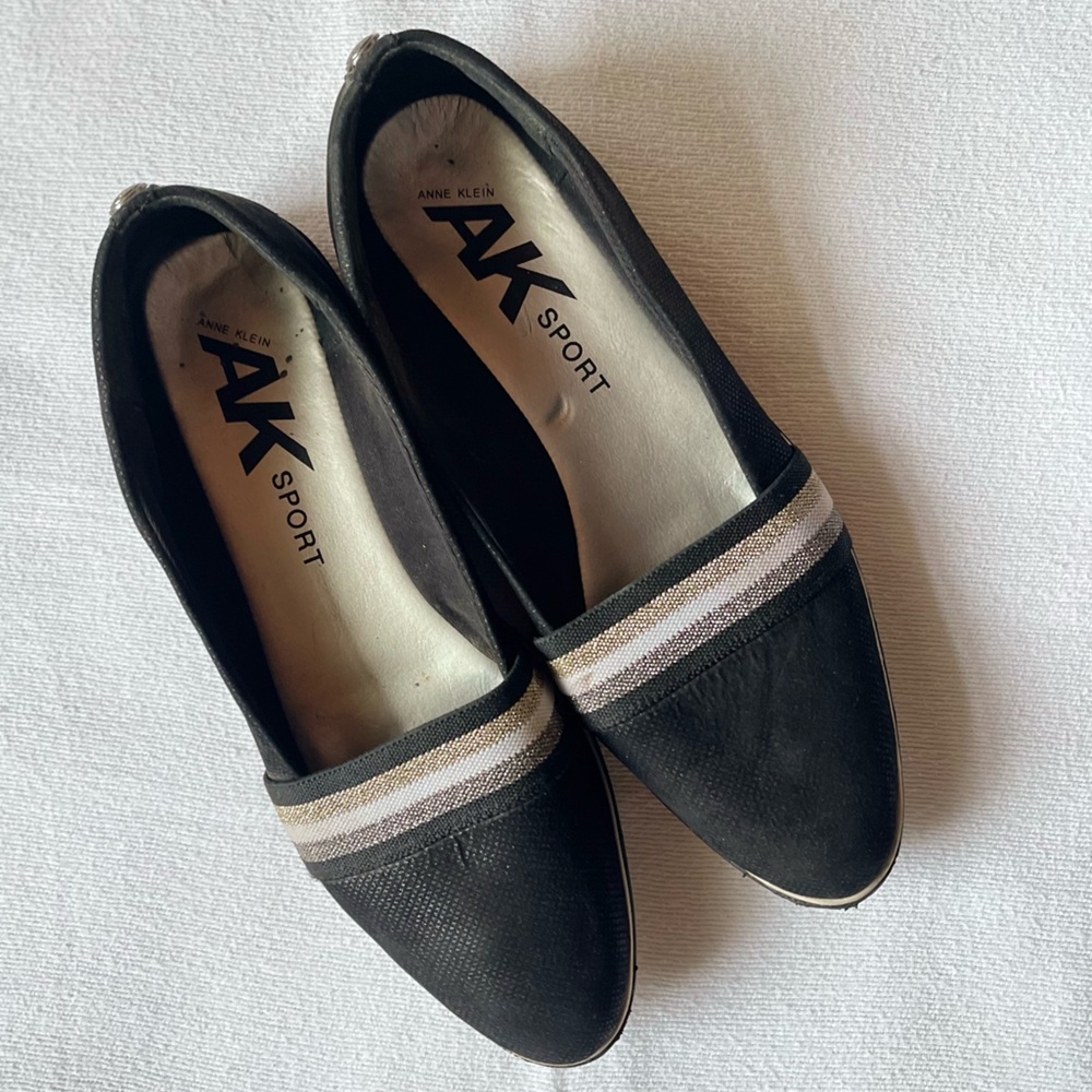 AK Anne Klein Sport Black Slip-On Loafers size 10